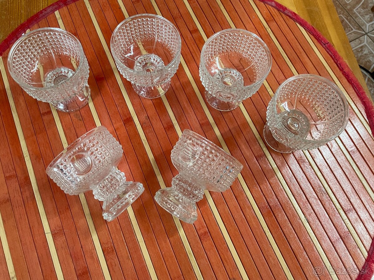 Retro dezertné poháre - Perlička