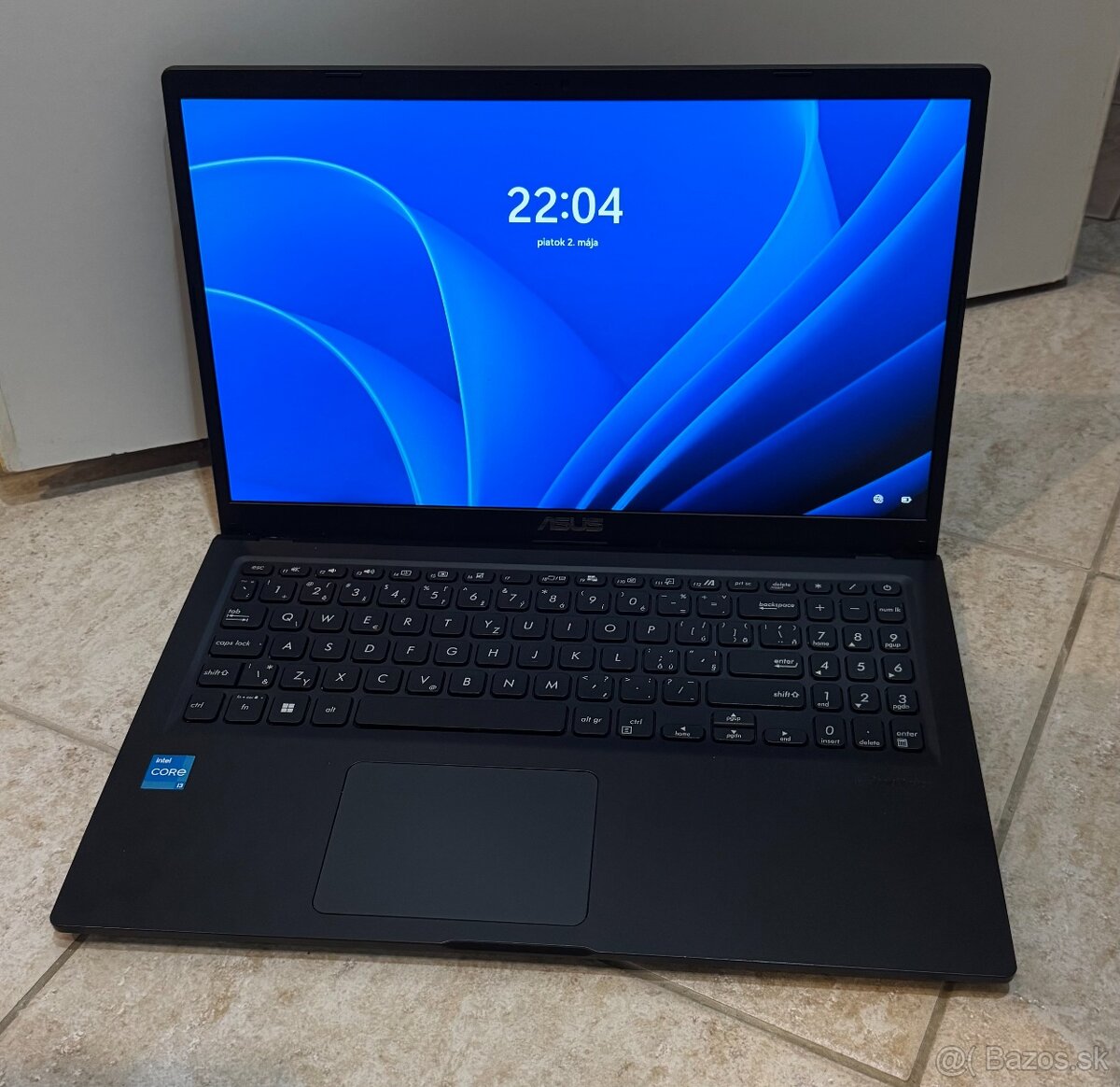 Predám Asus VivoBook X515EA