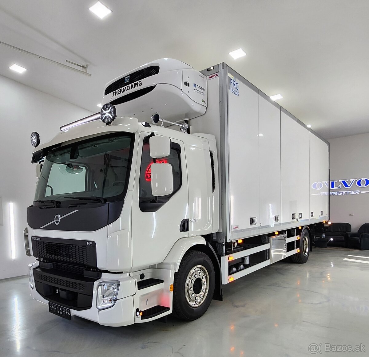 VOLVO FE320 chladiarenské-mraziarenské ADR