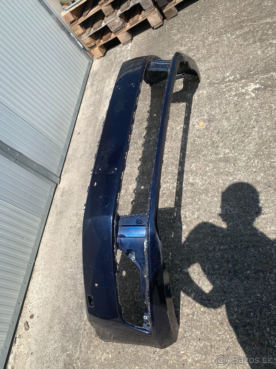 predni naraznik vw passat b7 4pdc modry ostrik