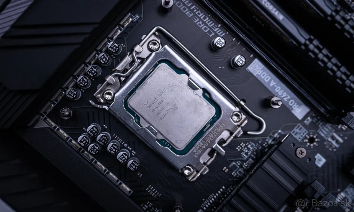 Intel i9 12900k