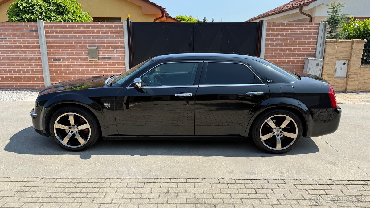 Chrysler 300C V8 5.7 Hemi