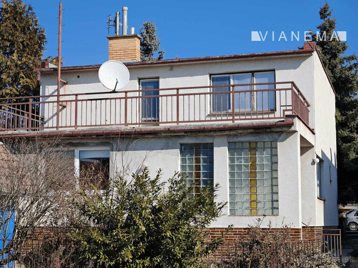 REZERVOVANÉ Rodinný dom na predaj Levice - pozemok 680 m²