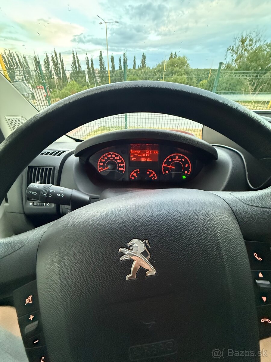 Predám Peugeot boxer L4 H2