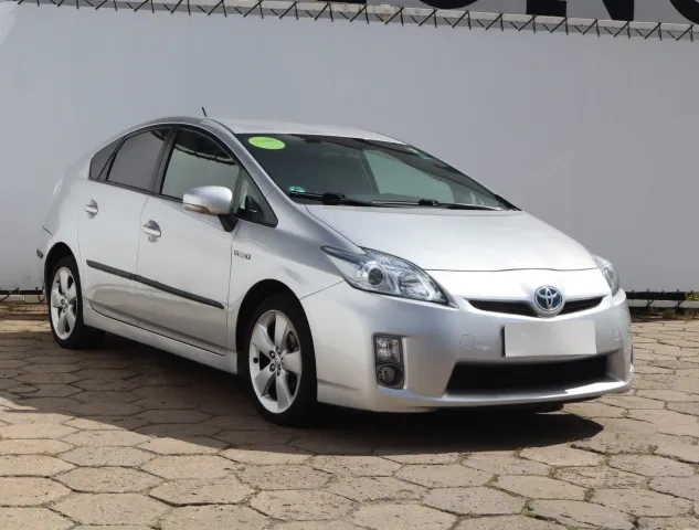 TOYOTA PRIUS LPG na prenájom aj na TAXI