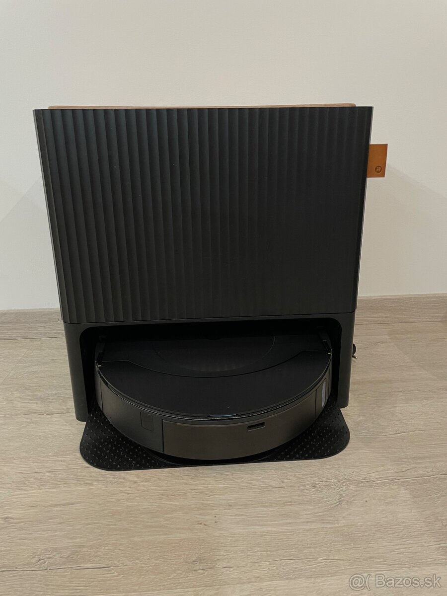 Robotický vysávač a mop iRobot Roomba Combo