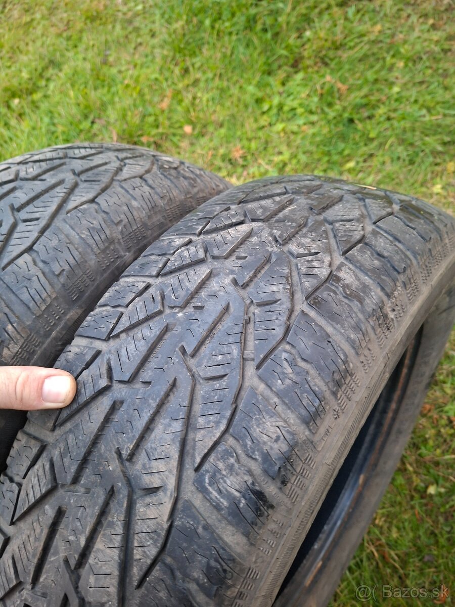Predám zimné Pneu 195/65/R15