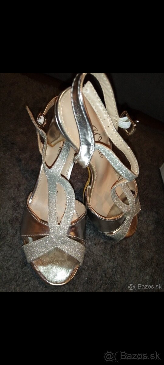 Nové dámske sandále