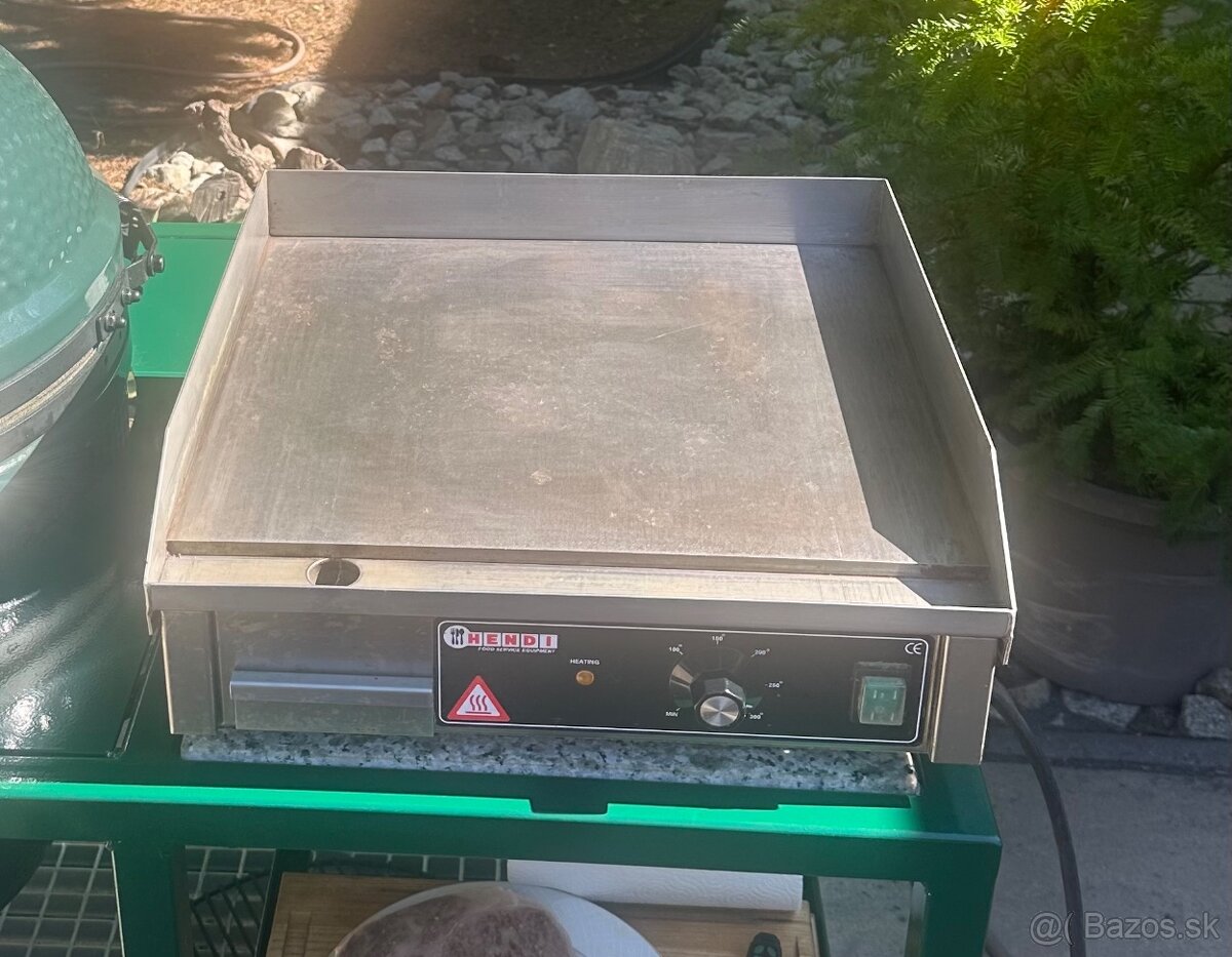 Elektrická grilovacia doska / platňa Handy