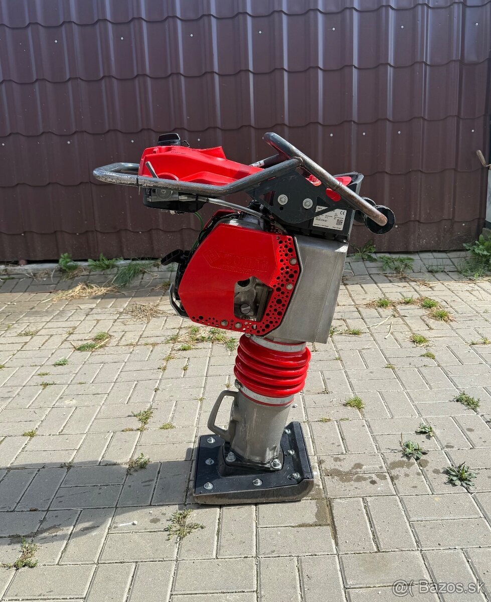 Vibračný pech BOMAG BT 65 HONDA