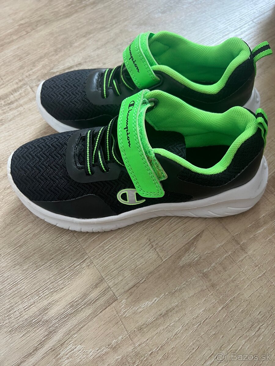 Predám botasky veľkosť 33