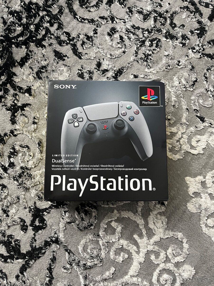 PS5 DualSense 30th Anniversary Edition – limitovaná edícia