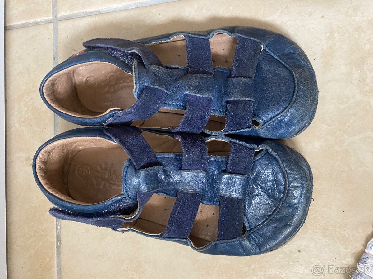 Barefoot kožené sandale papučky 30