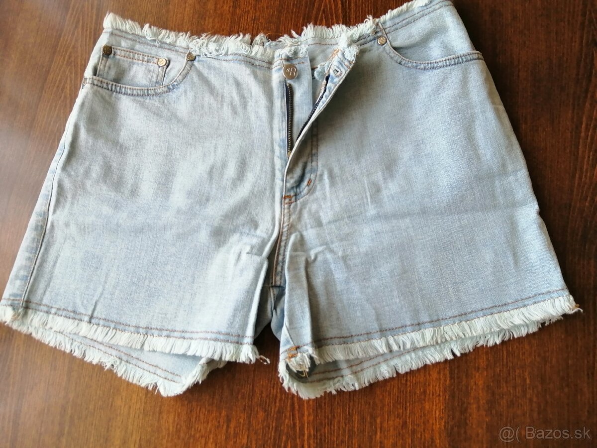 Šortky dámske z denimu midi v. 36