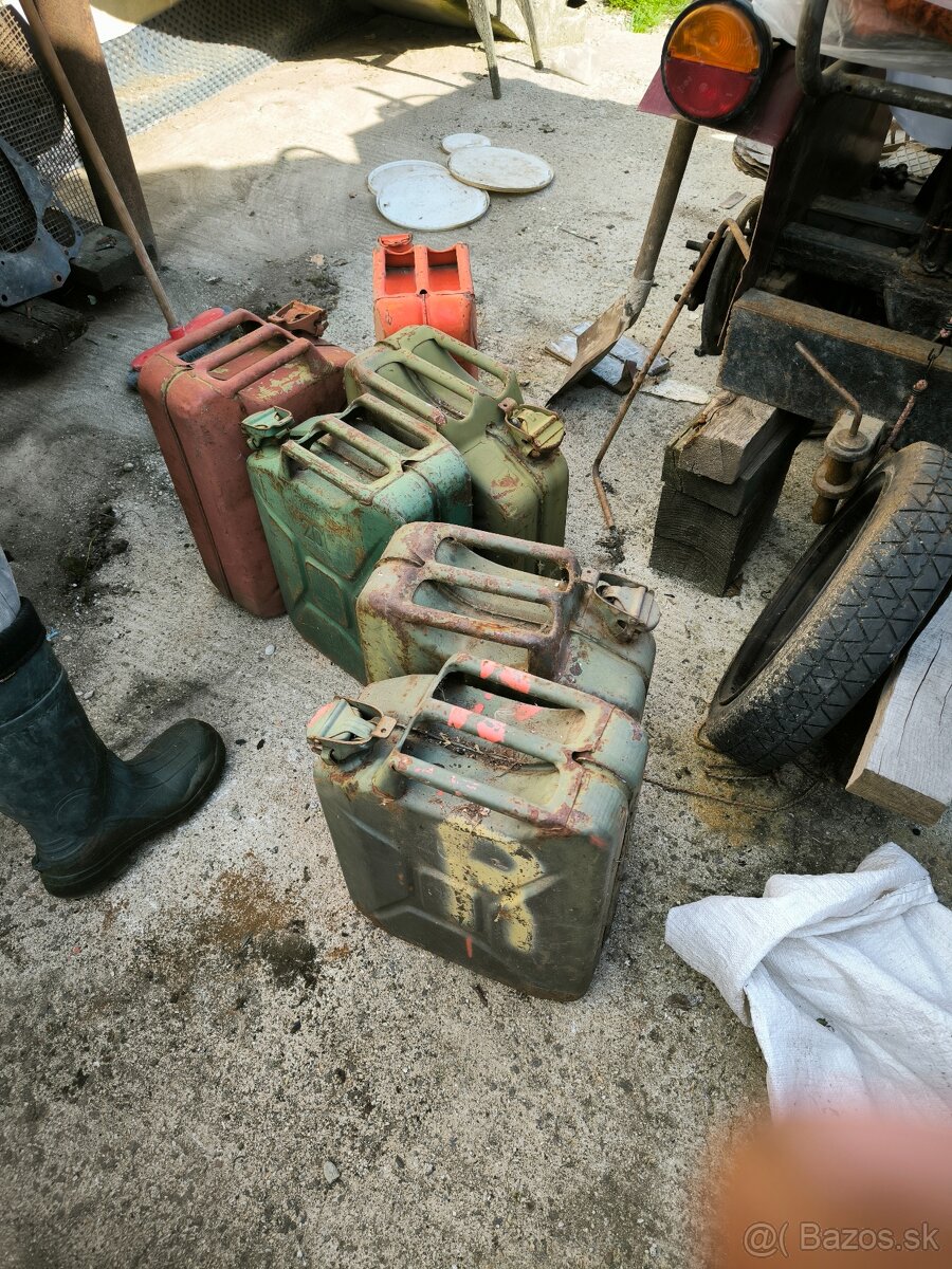 Plechové kanistre 20l