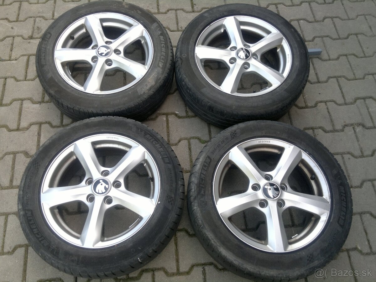 Elektrony Skoda Octavia 2 5x112 r16,letne pneu. 205/55 r16