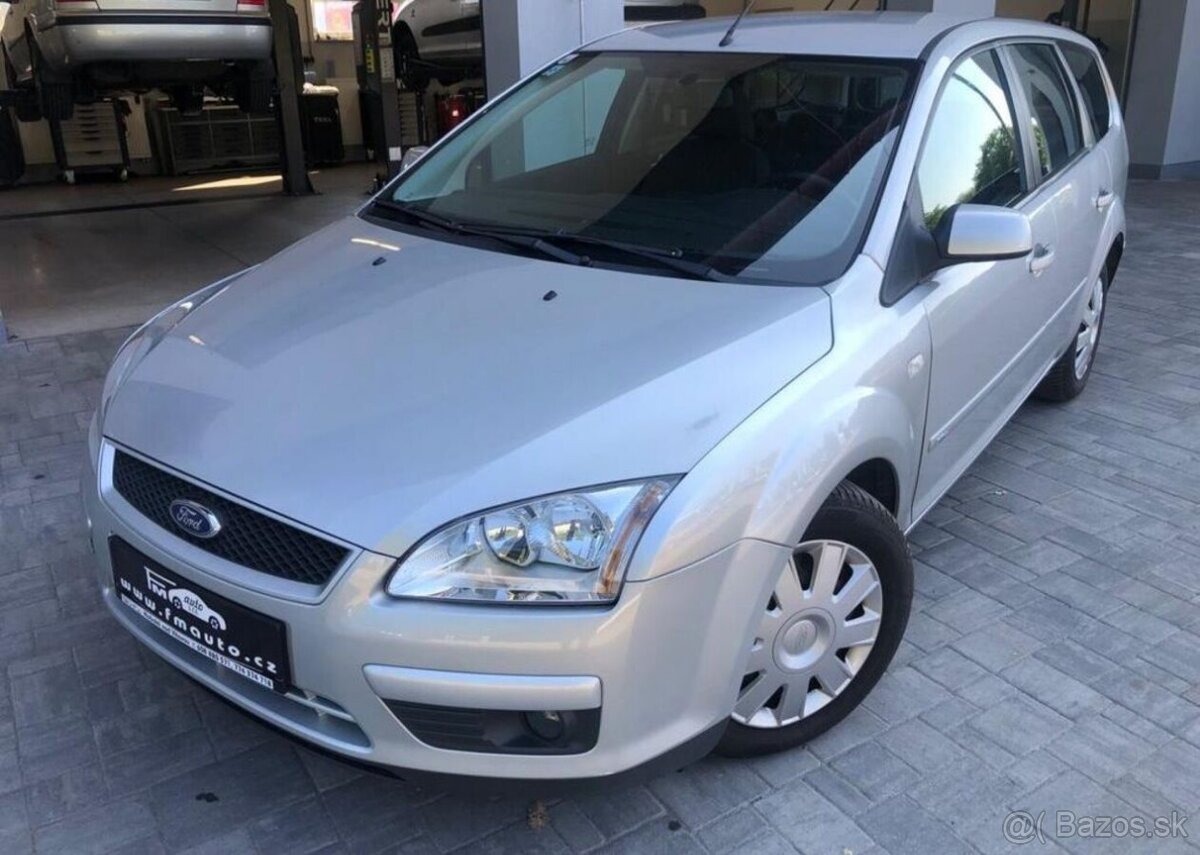 Ford Focus Trend 1.4 16V Tažné, Klima benzín manuál 59 kw
