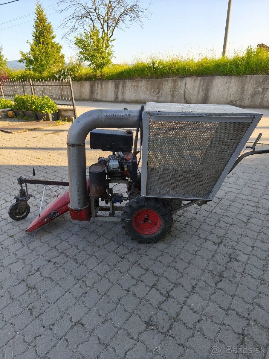 Vysávač na lístie