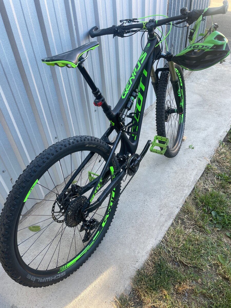 Scott genius 910 Carbon .