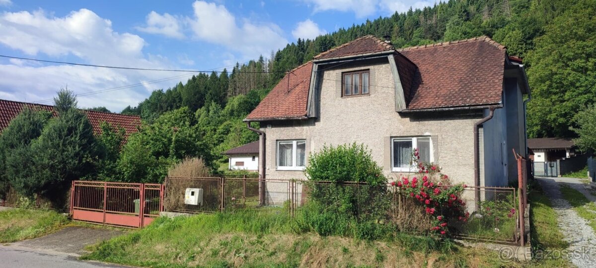 Rodinný dom + pozemok na predaj Rudinská