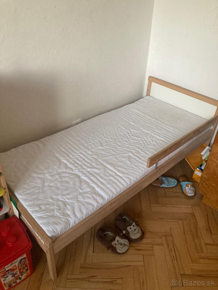 Detska postel Sniglar