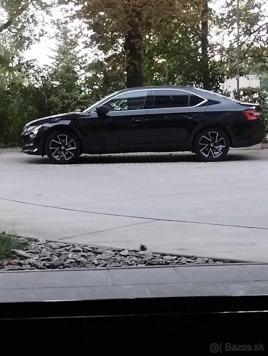 Víkendový privátny vodič...ponúka svoje sluzby