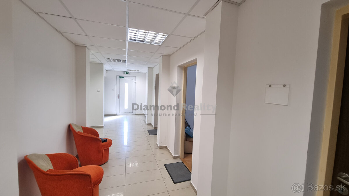 administratívna budova, pozemok