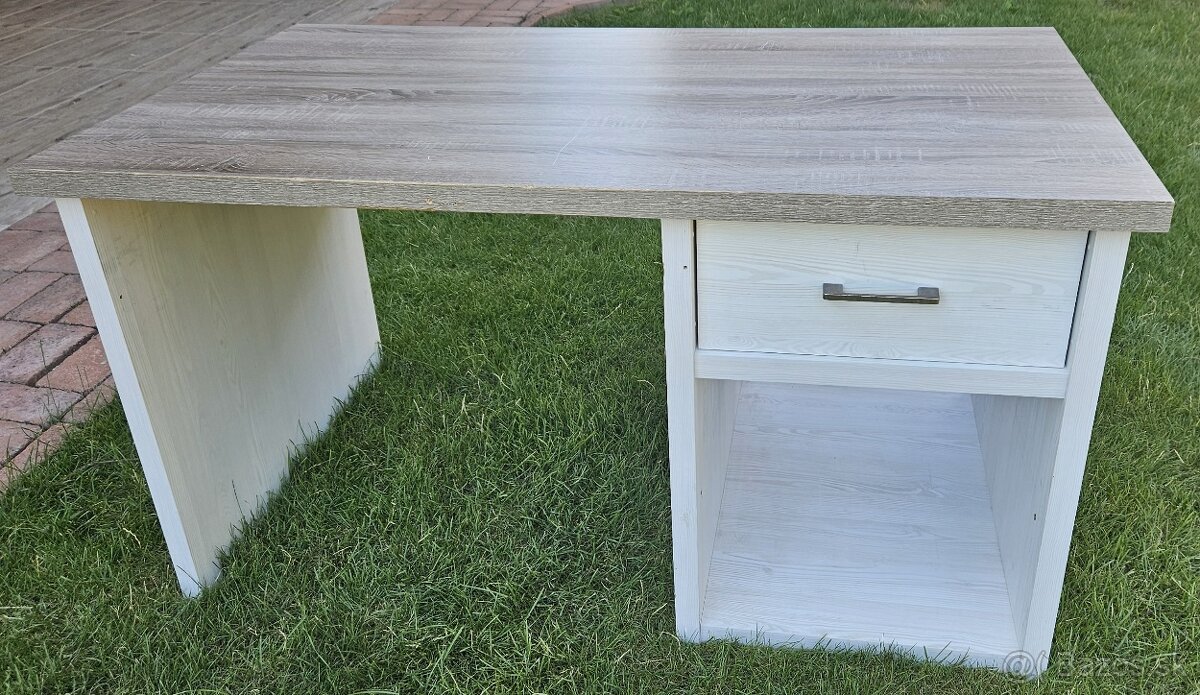 Predám kancelársky nábytok - skriňa, komoda, písací stôl