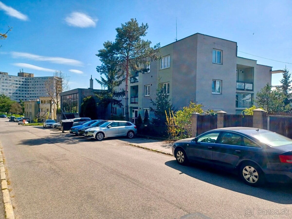 Na predaj 3 izb byt Bratislava, Kramáre, Hrdličkova