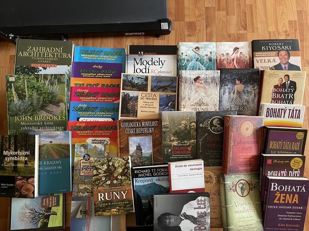Zelený Raoul,Mykorhizní symbióza,Modely lodí,Geologie ČR atd