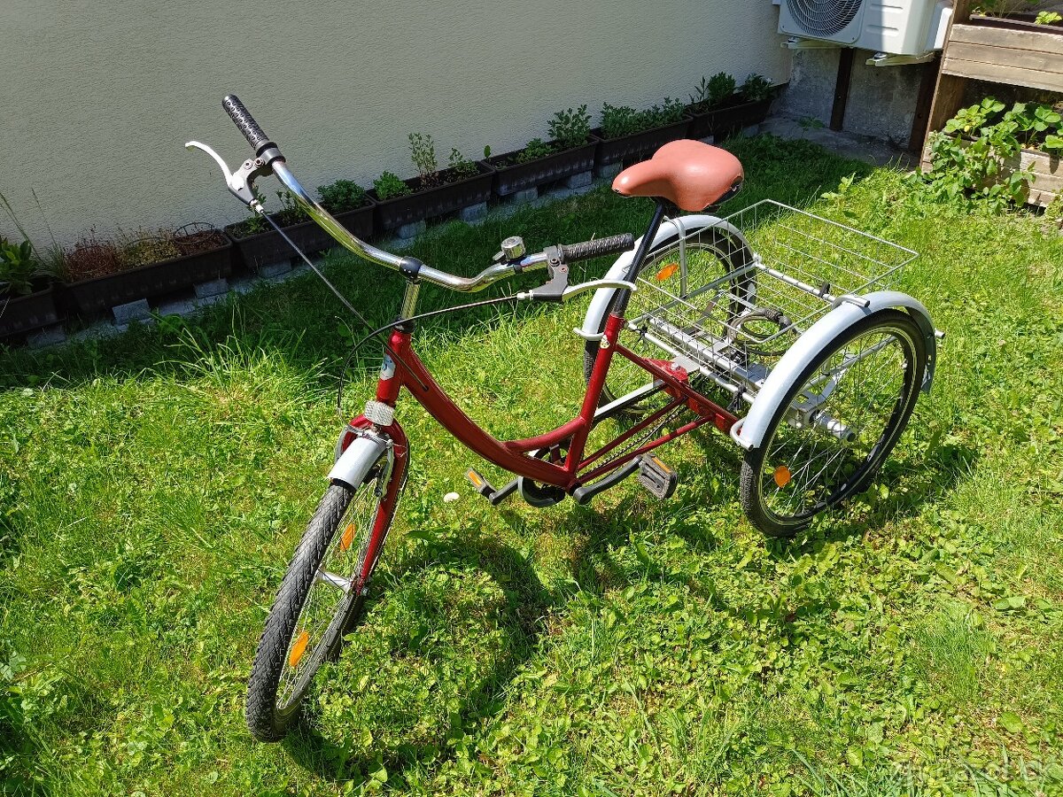 Trojkolka pre seniorov