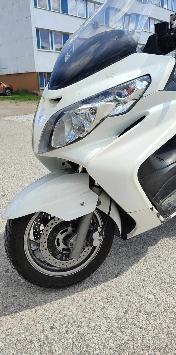 Suzuki Burgman alebo vymenim na hondu dtc