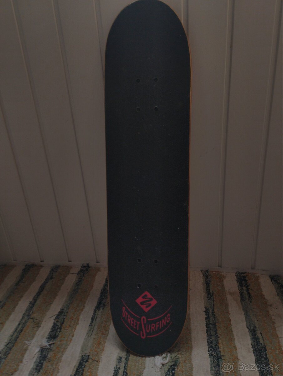 Skateboard