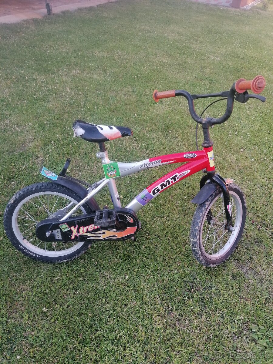 Bicykel.