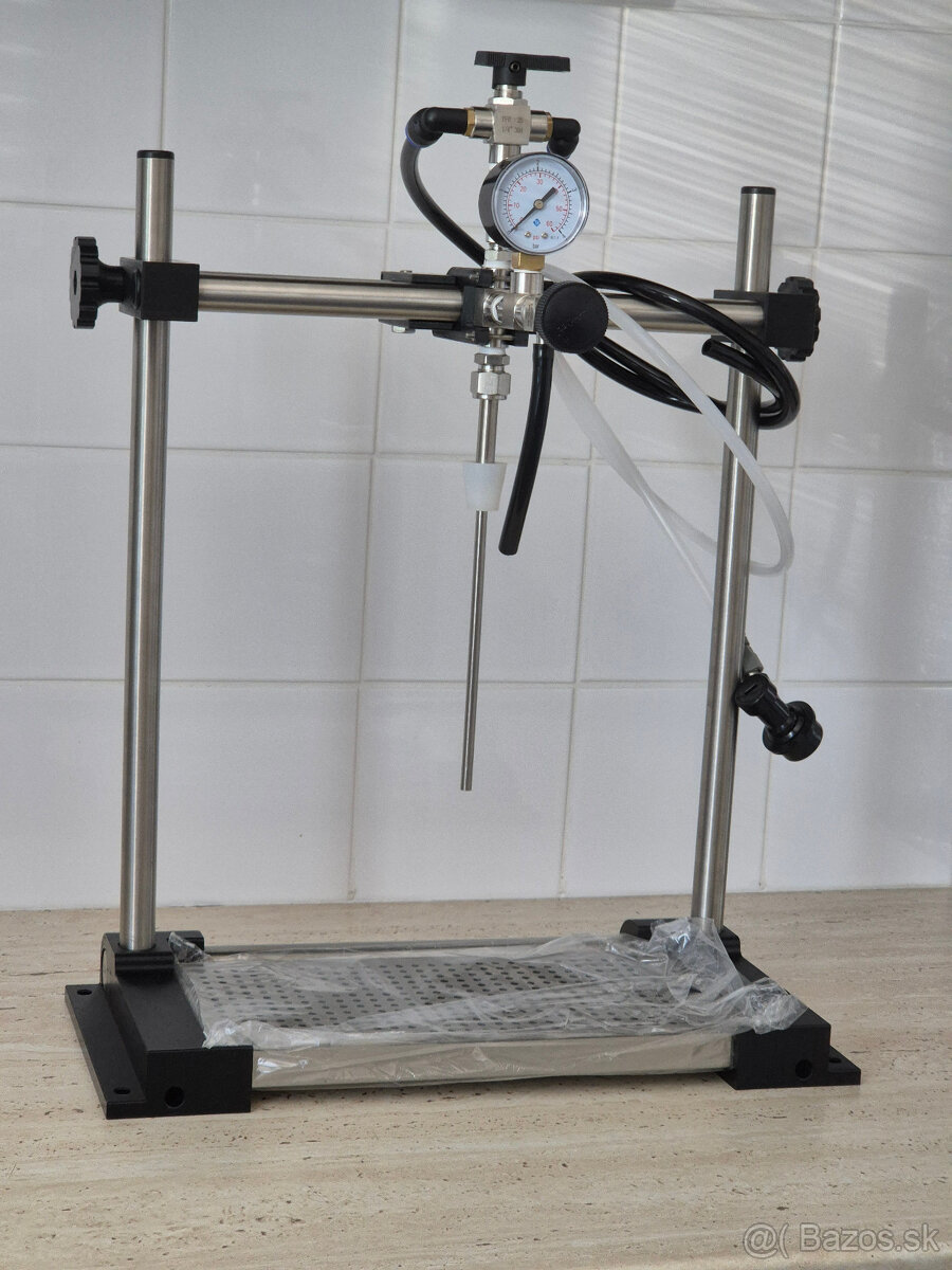 Protitlaková stáčačka na pivo
