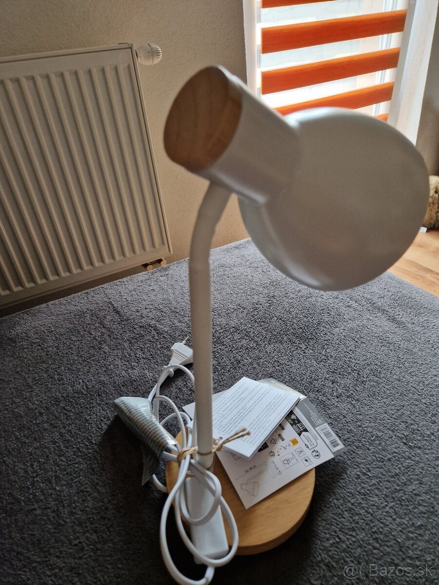 Predám nové biele- 2kusy lampy