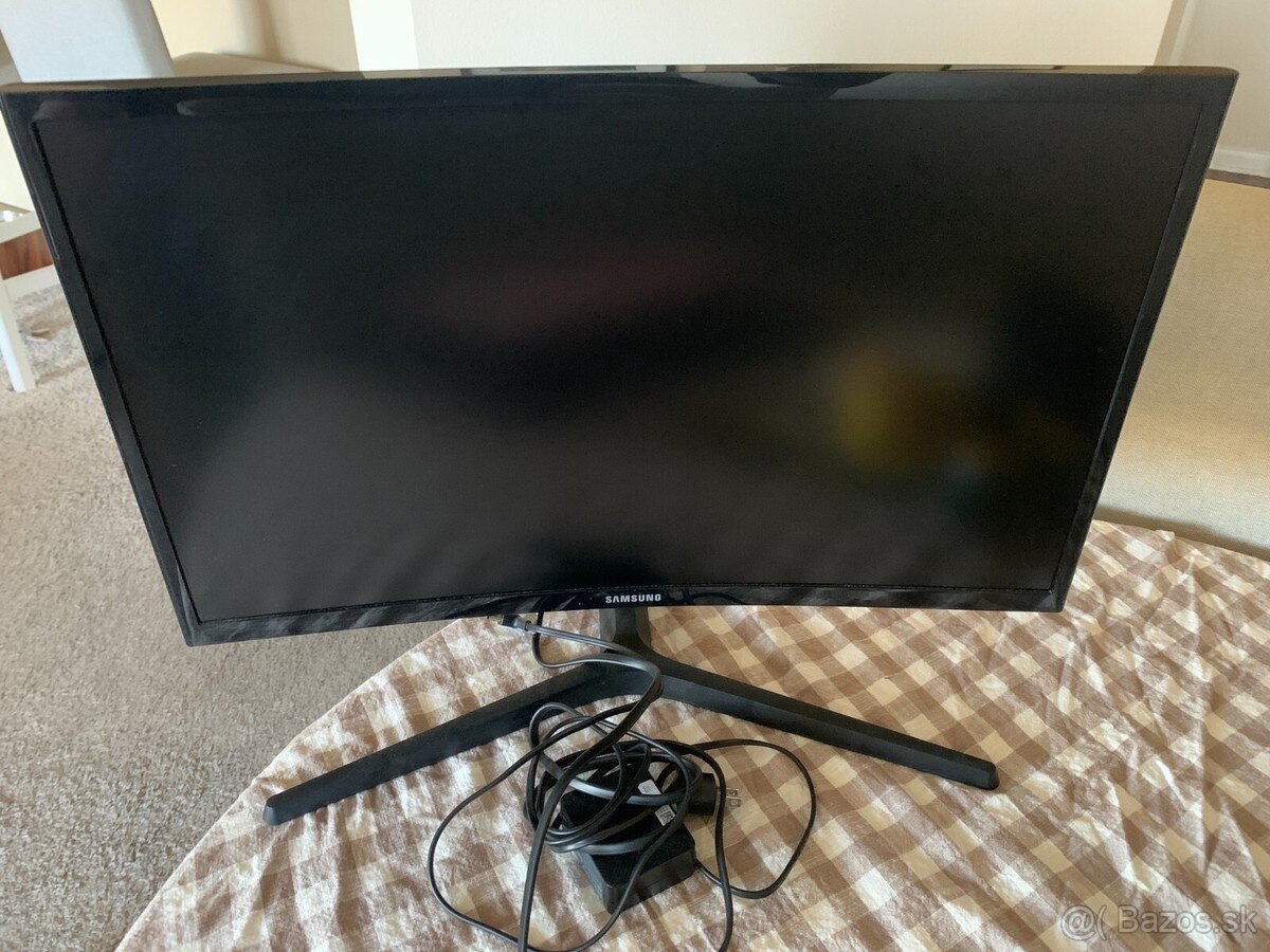 Herny monitor Samsung