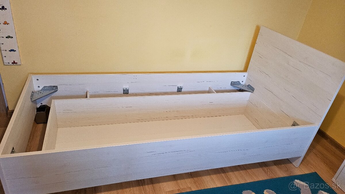 Posteľ 200x90
