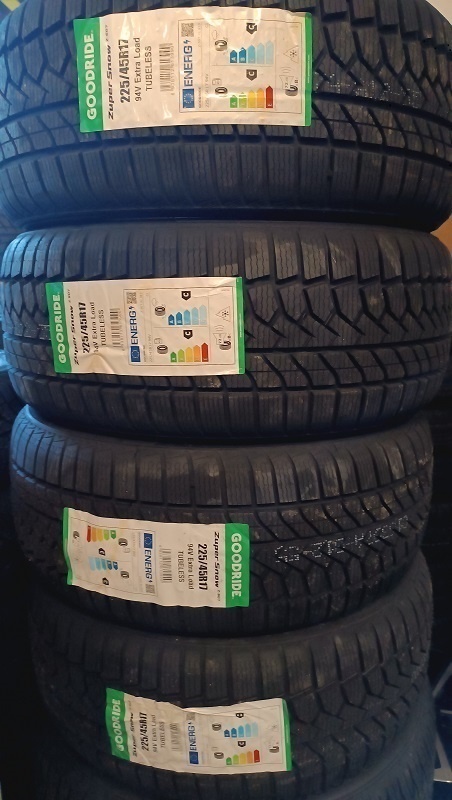 225/45 R17 zimné pneumatiky rok výroby DOT 2025