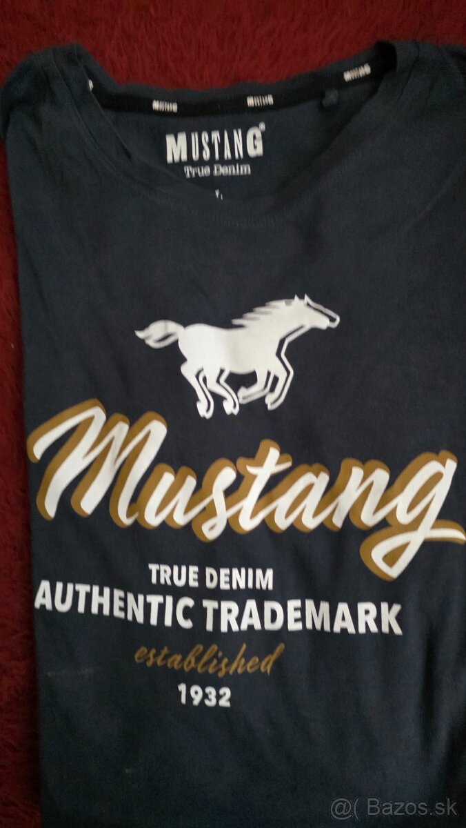 Tricko Xl mustan bavlnene