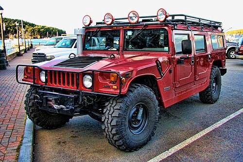 Kúpim Hummer H1