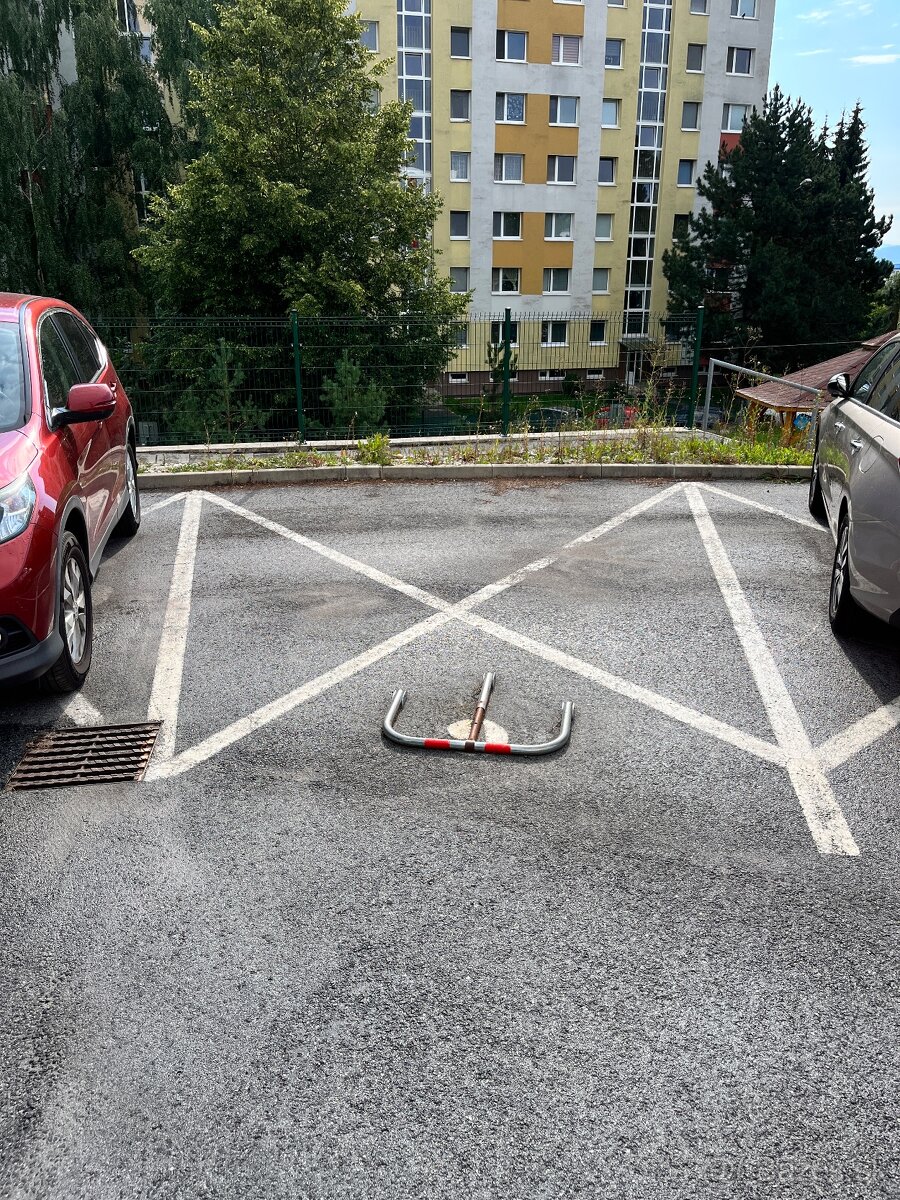 Predám parkovacie miesto v Sásovej