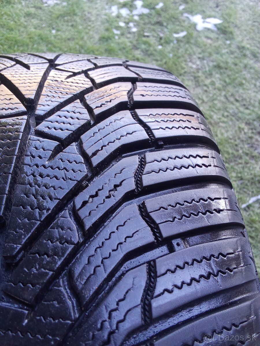 225/45 r17 zimné pneu.7,5 mm
