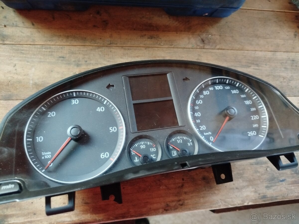Golf 5 tachometer