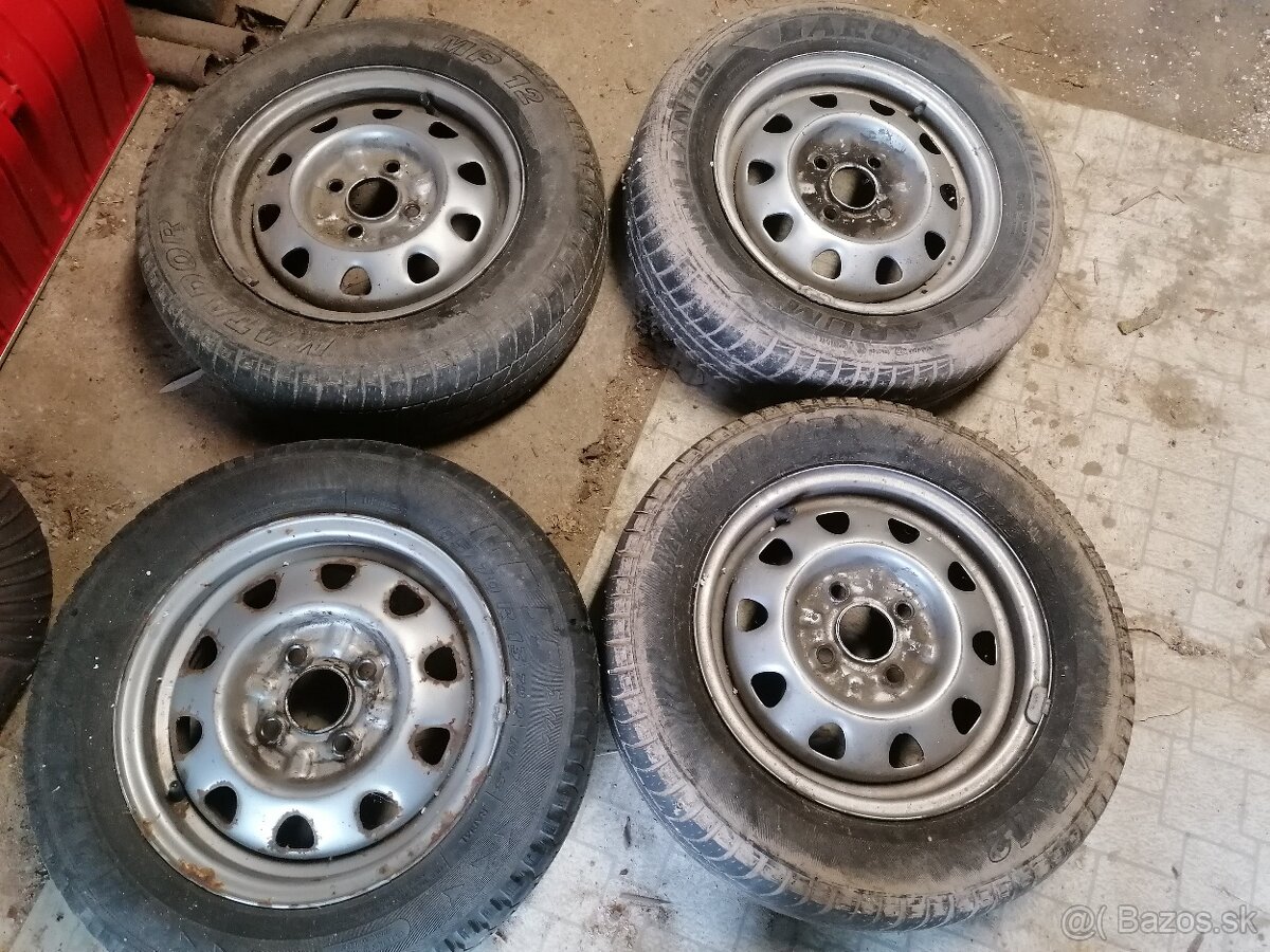 Plechove disky s jazdenymi pneumatikami