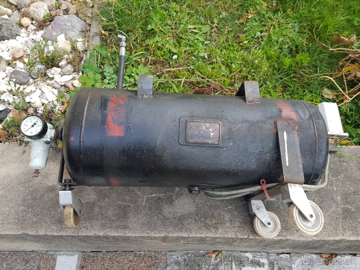 na predaj 40 litrová tlaková nádrž
