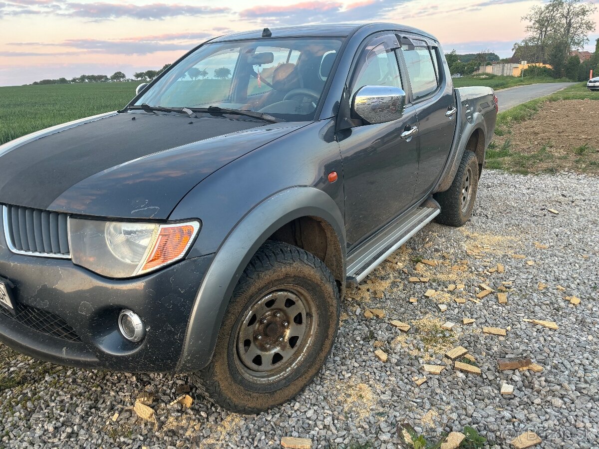 Mitsubishi L200