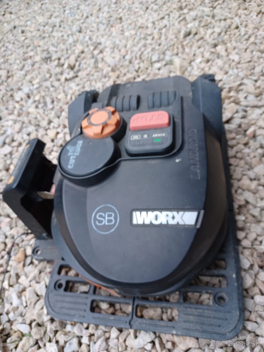 Robotická kosačka