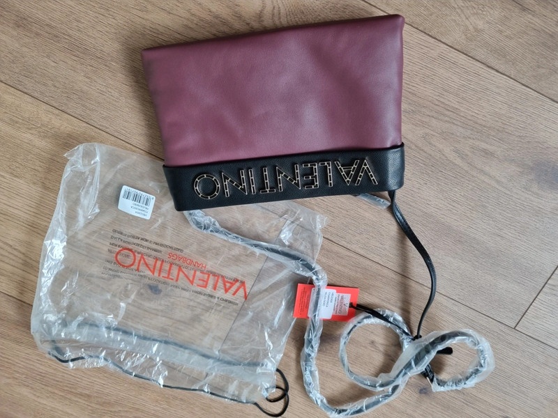 nová bordovo-čierna crossbody VALENTINO