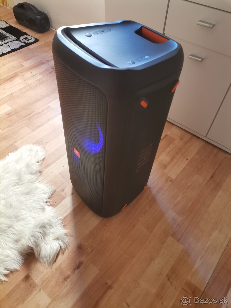 JBL 300